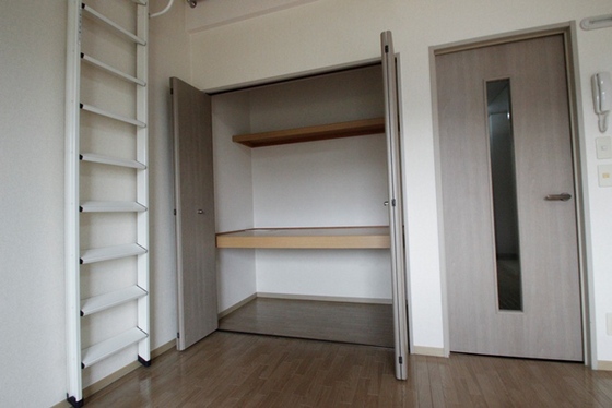 シーソン城泉 A棟