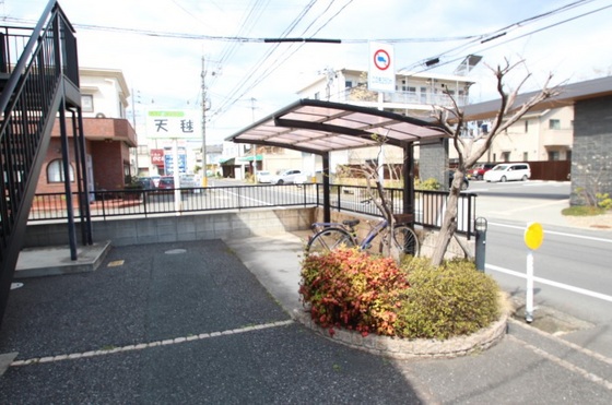 サニースクエア西崎