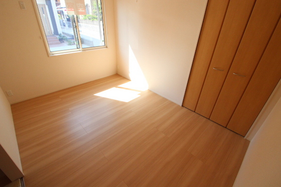 ダン・ルミエール