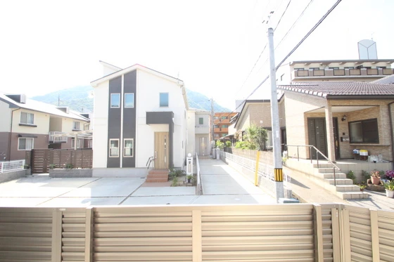 ダン・ルミエール