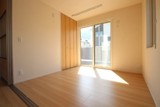 ダン・ルミエール