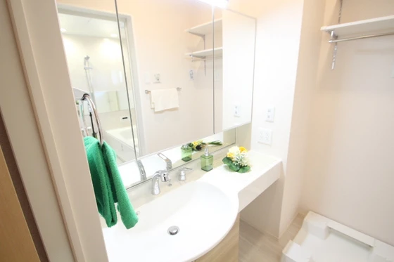 ダン・ルミエール