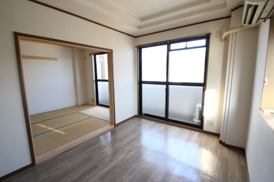 リバティハイムK