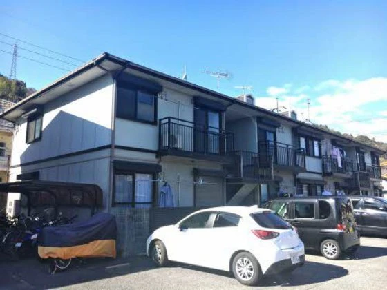 サニーコート山村