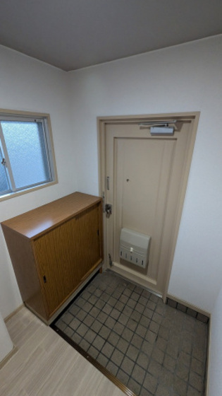 ロイヤル石田A棟