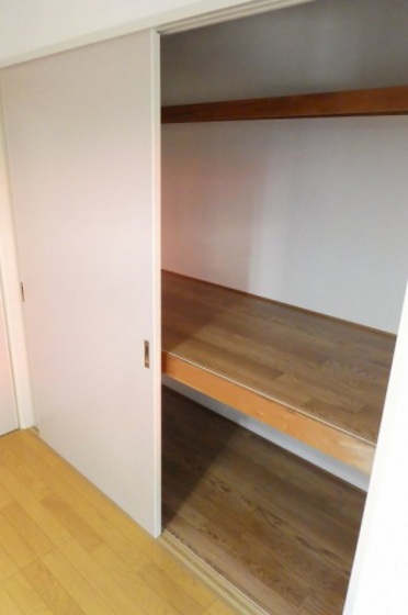 ロイヤル石田A棟