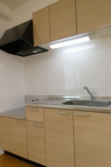 ロイヤル石田A棟