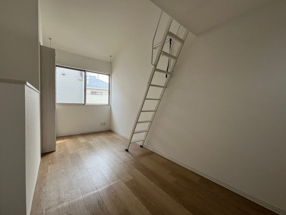 CASA COZY コイン通り(カーサコージー)