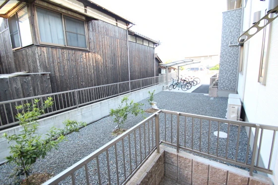 ティユール西市