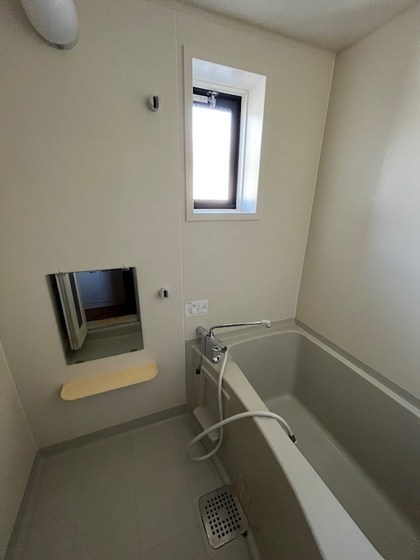 パインパレス G