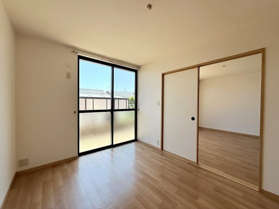 パインパレス G