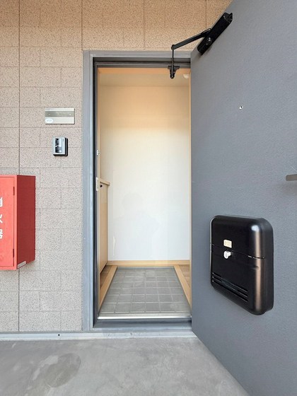 パインパレス G