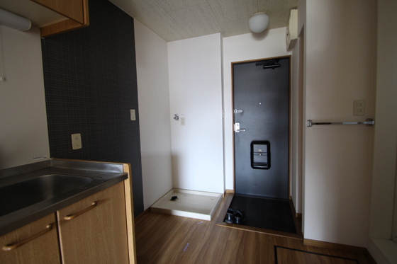 コスモス・インハイツ B