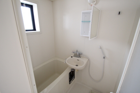 コスモス・インハイツ B