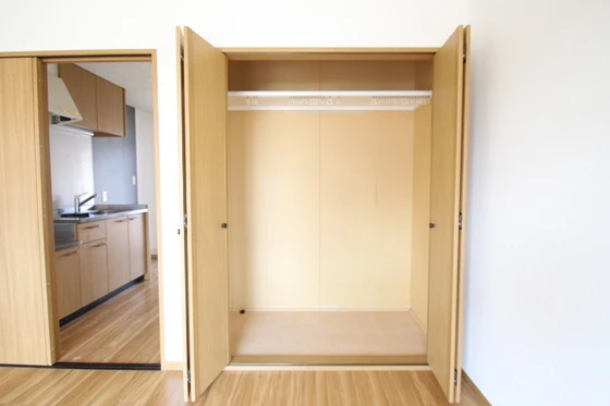 コスモス・インハイツ B