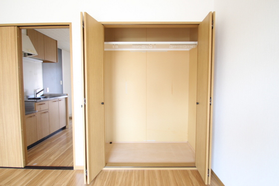 コスモス・インハイツ B