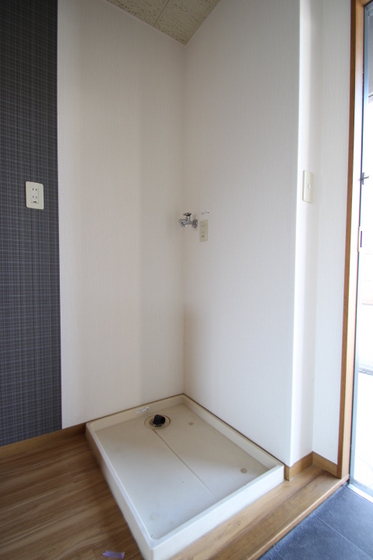 コスモス・インハイツ B