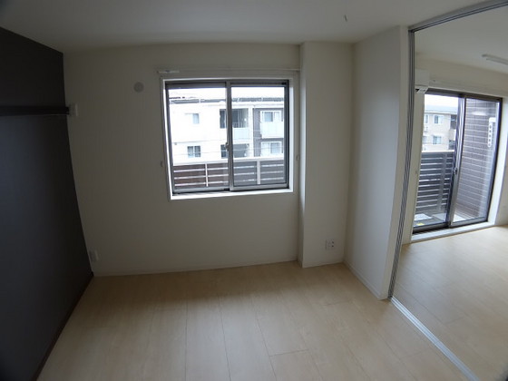 ヴィーナスコート西崎