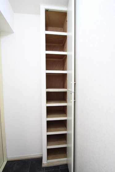 ドミ・アゼリア B