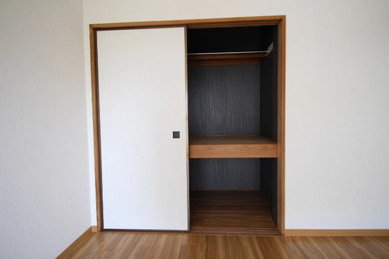 ドミ・アゼリア B