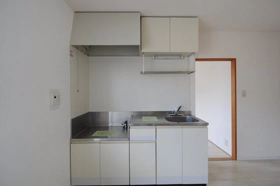 ドミ・アゼリア B