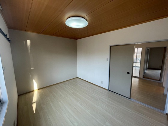 リベルテひらたA棟