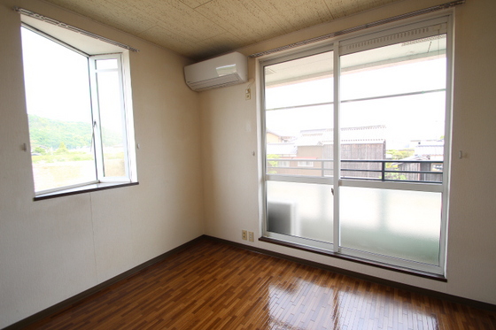 メゾンソレイユ