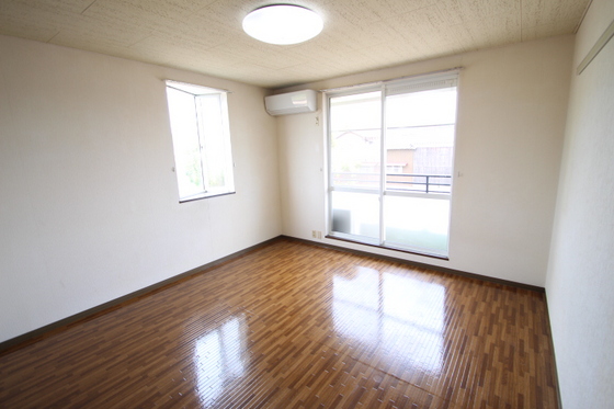 メゾンソレイユ