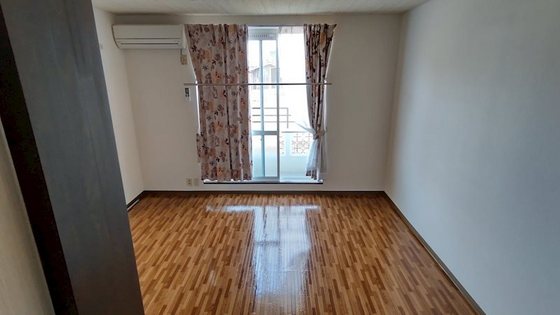 メゾンソレイユ