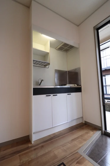 レジデンス高柳 A棟