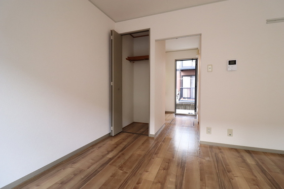 レジデンス高柳 A棟