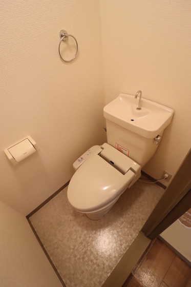 レジデンス高柳 A棟