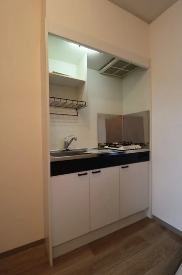 レジデンス高柳 A棟