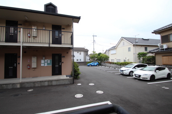 レジデンス高柳 A棟