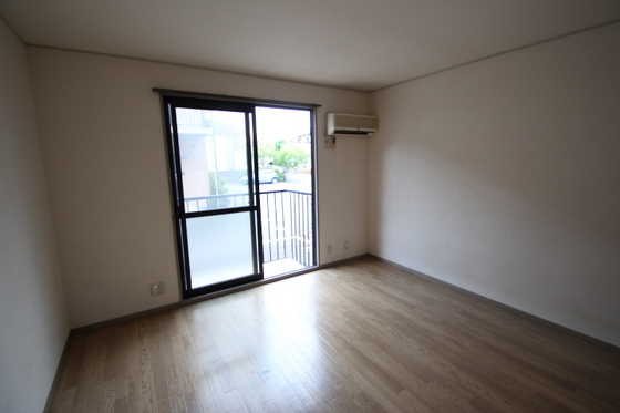 レジデンス高柳 A棟