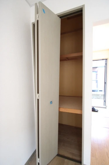 レジデンス高柳 A棟