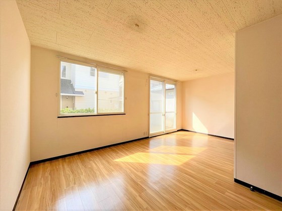 サニースクウェア津島 B