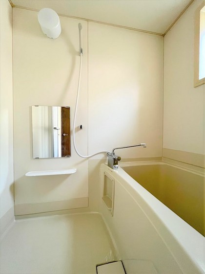 サニースクウェア津島 B