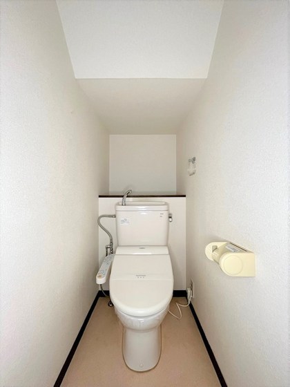 サニースクウェア津島 B