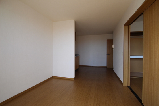 ファミーユ万倍 B