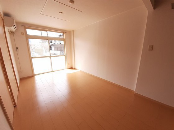 エルディム土居