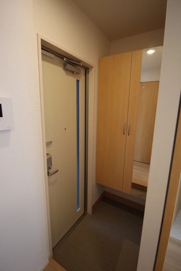 フローレス平田