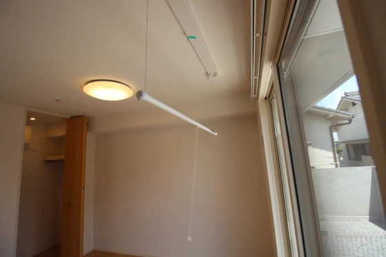 フローレス平田