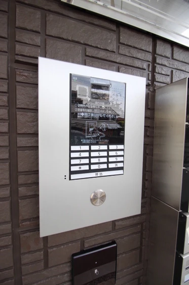 フローレス平田