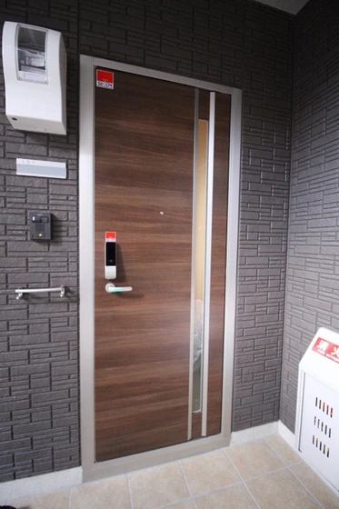 フローレス平田