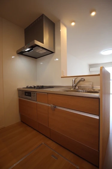 フローレス平田