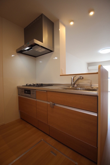 フローレス平田