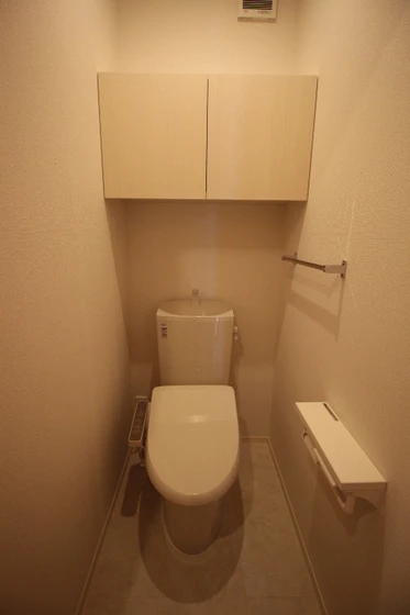 フローレス平田