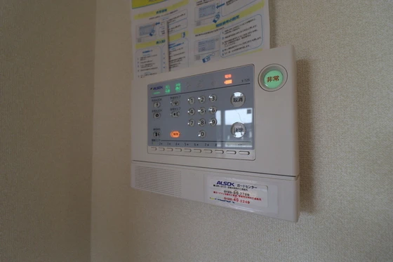 レゾナンツ A棟