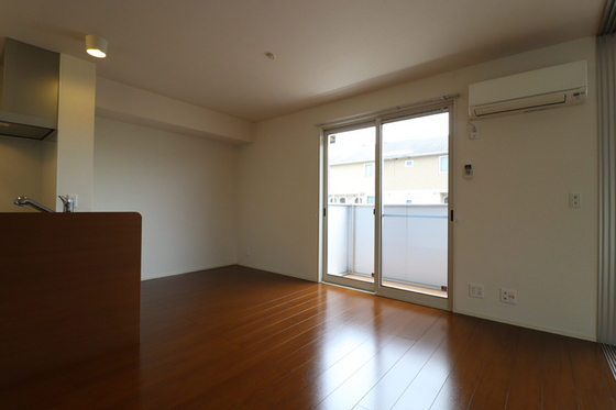 レゾナンツ A棟